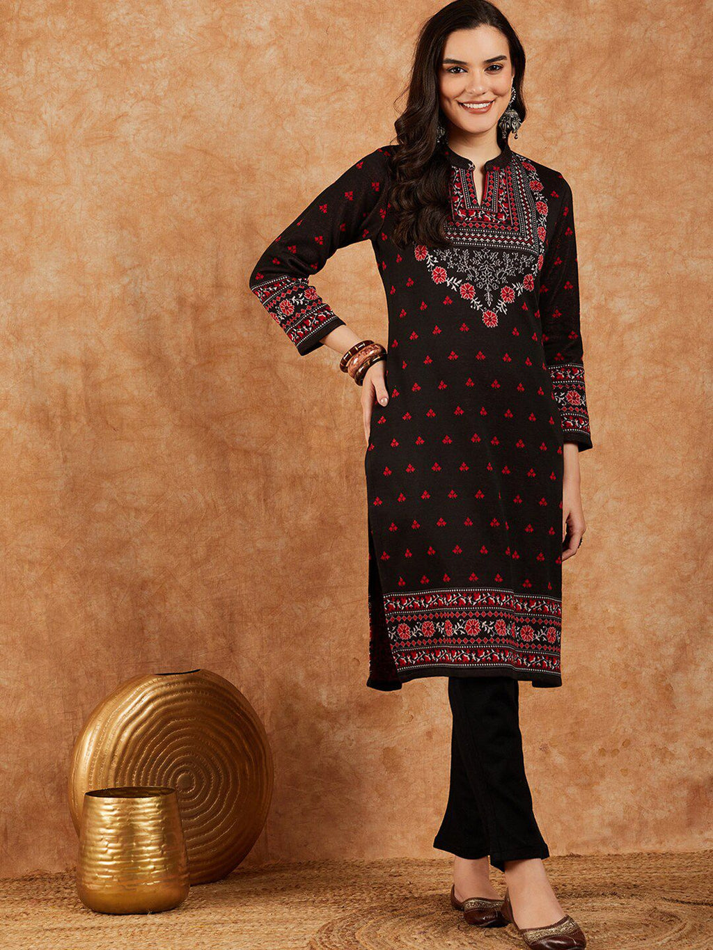 Sangria Floral Printed Mandarin Collar Winter Kurta & Trousers | Grocsy