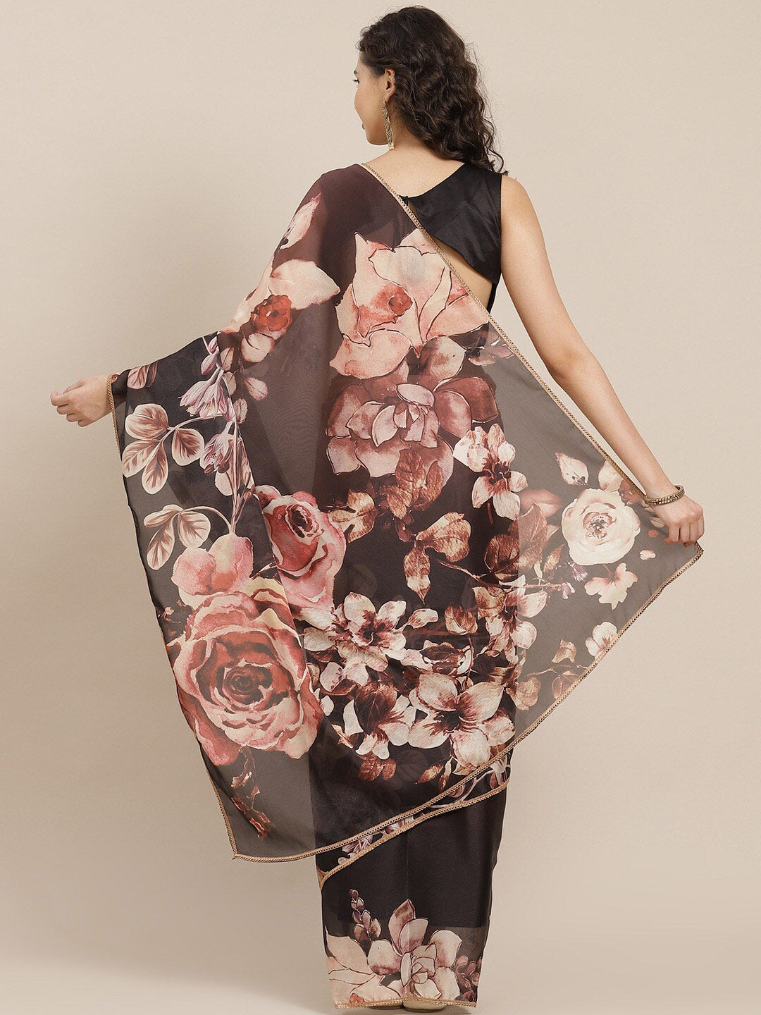 Sangria Floral Printed Saree | Grocsy
