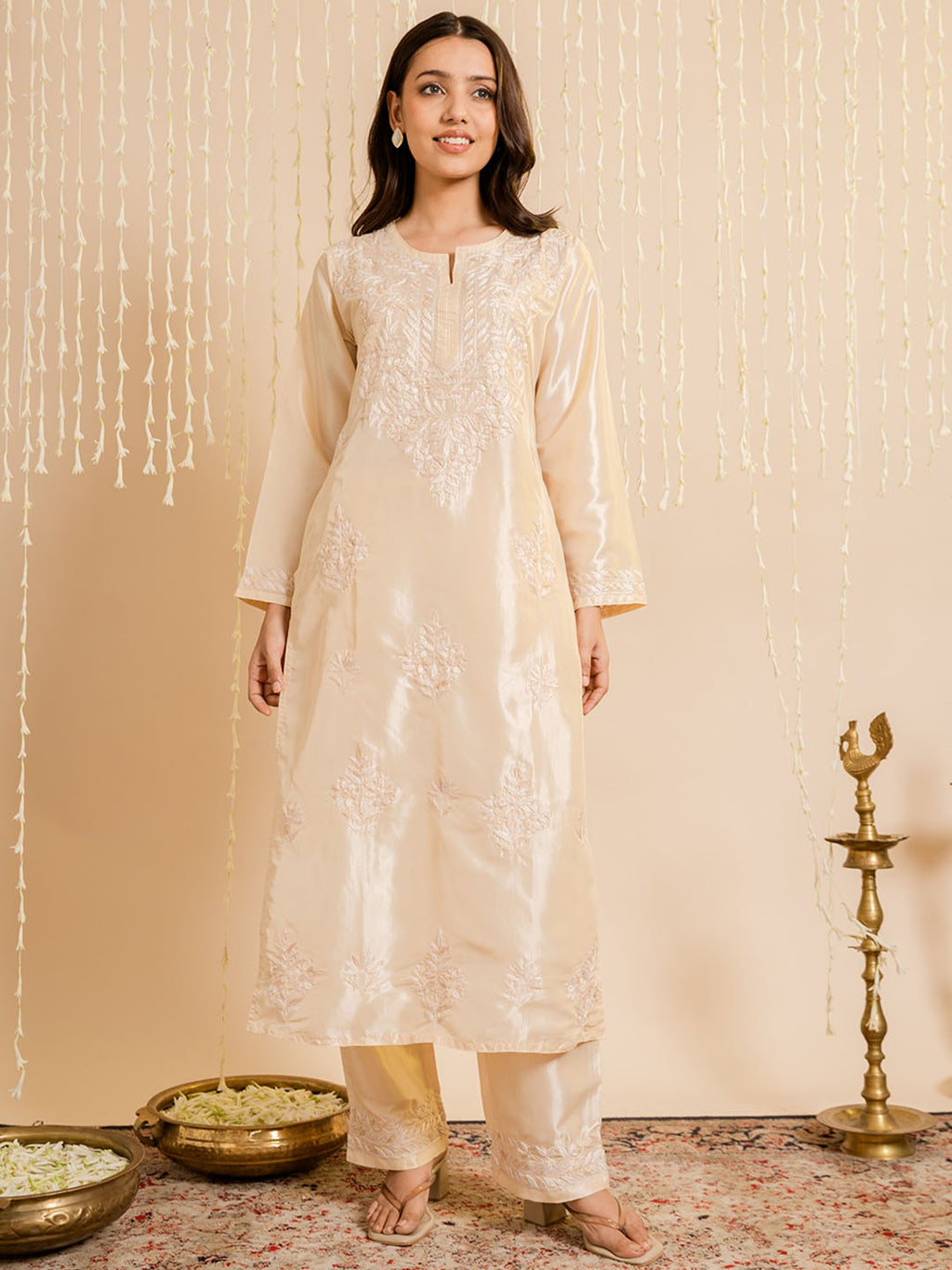 HOUSE OF KARI Floral Embroidered Silk Chikankari Kurta | Grocsy