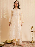 HOUSE OF KARI Floral Embroidered Silk Chikankari Kurta | Grocsy