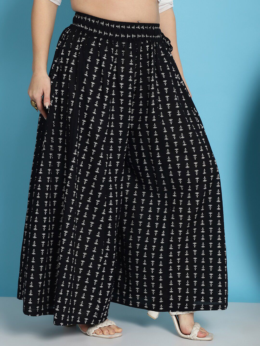 TAG 7 Women Floral Printed Flared Pure Cotton Palazzos | Grocsy