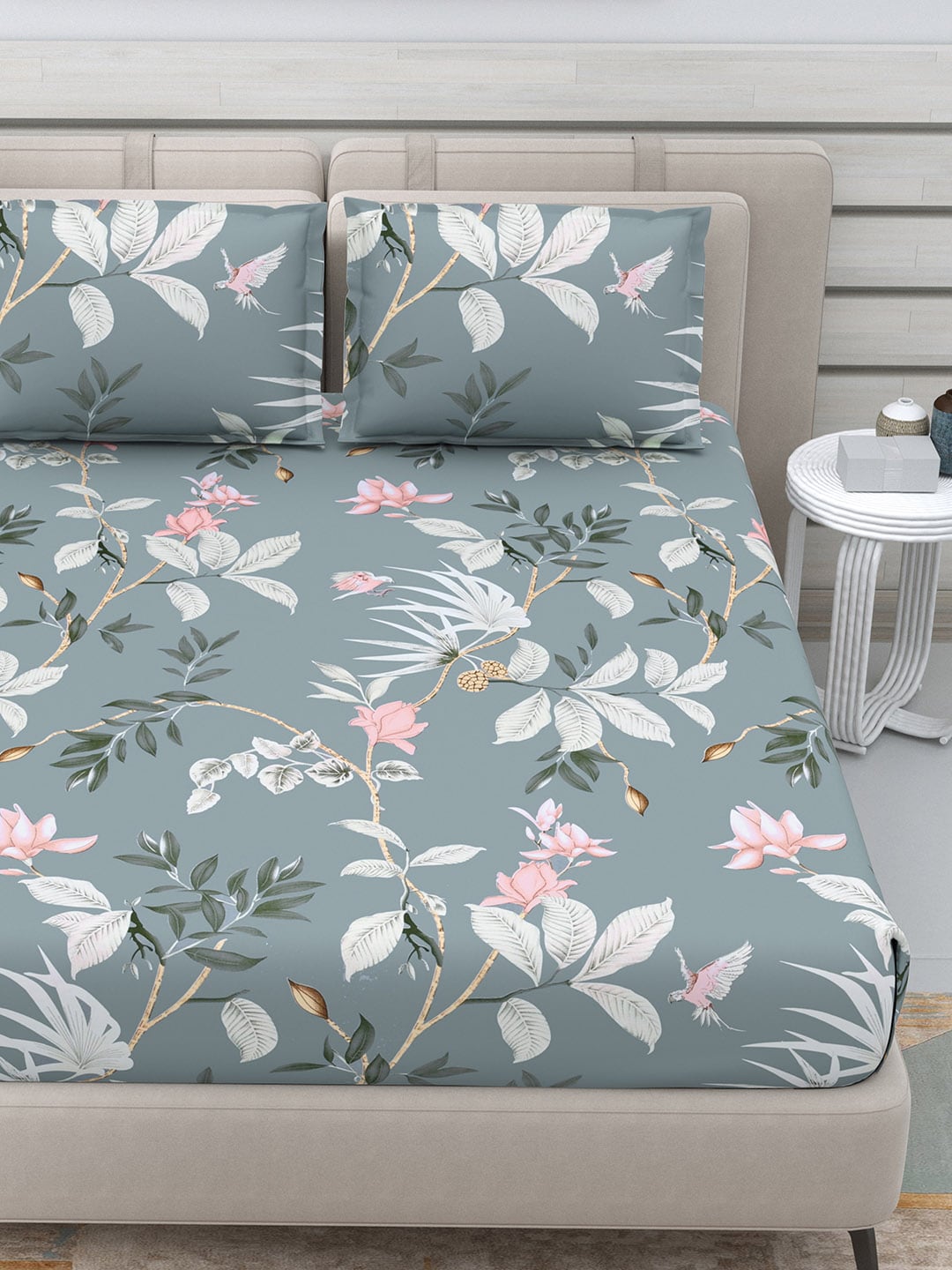 DREAM WEAVERZ Grey & White Floral 220 TC Queen Bedsheet with 2 Pillow Covers | Grocsy