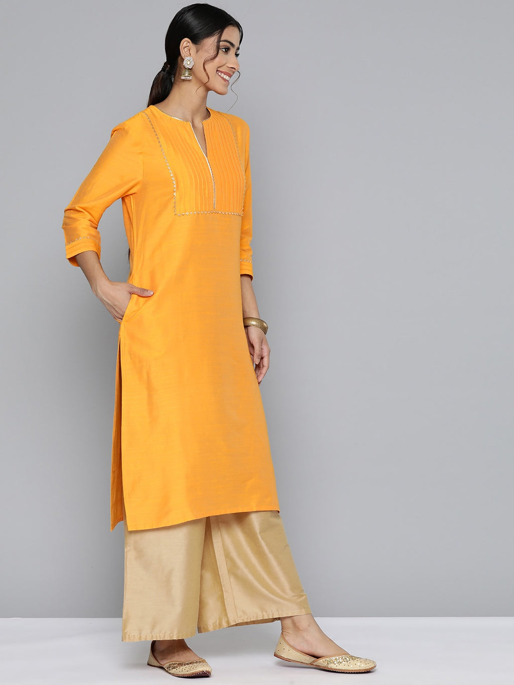 HERE&NOW Yoke Design Gotta Patti Detail Kurta | Grocsy