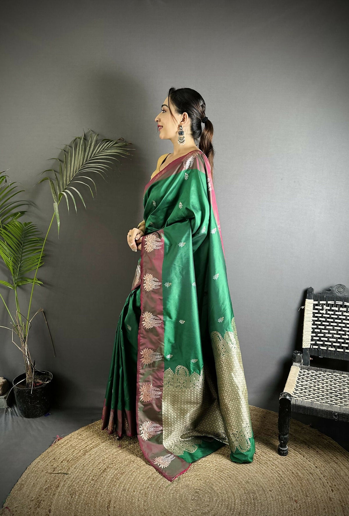 Joban Fashion Green Small Butti Soft Silk Banarasi Saree | Grocsy
