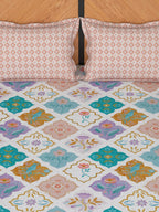 Story@home White & Peach-Coloured 180 TC Queen Bedsheet With 2 Pillow Covers | Grocsy