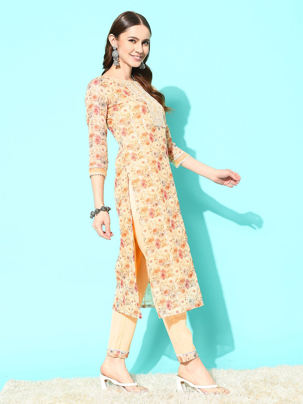 Sangria Floral Embroidered Regular Thread Work Linen Kurta with Trousers & With Dupatta | Grocsy