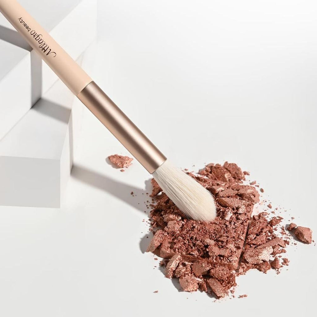 Milagro Beauty Highlighter Brush 06 | Grocsy