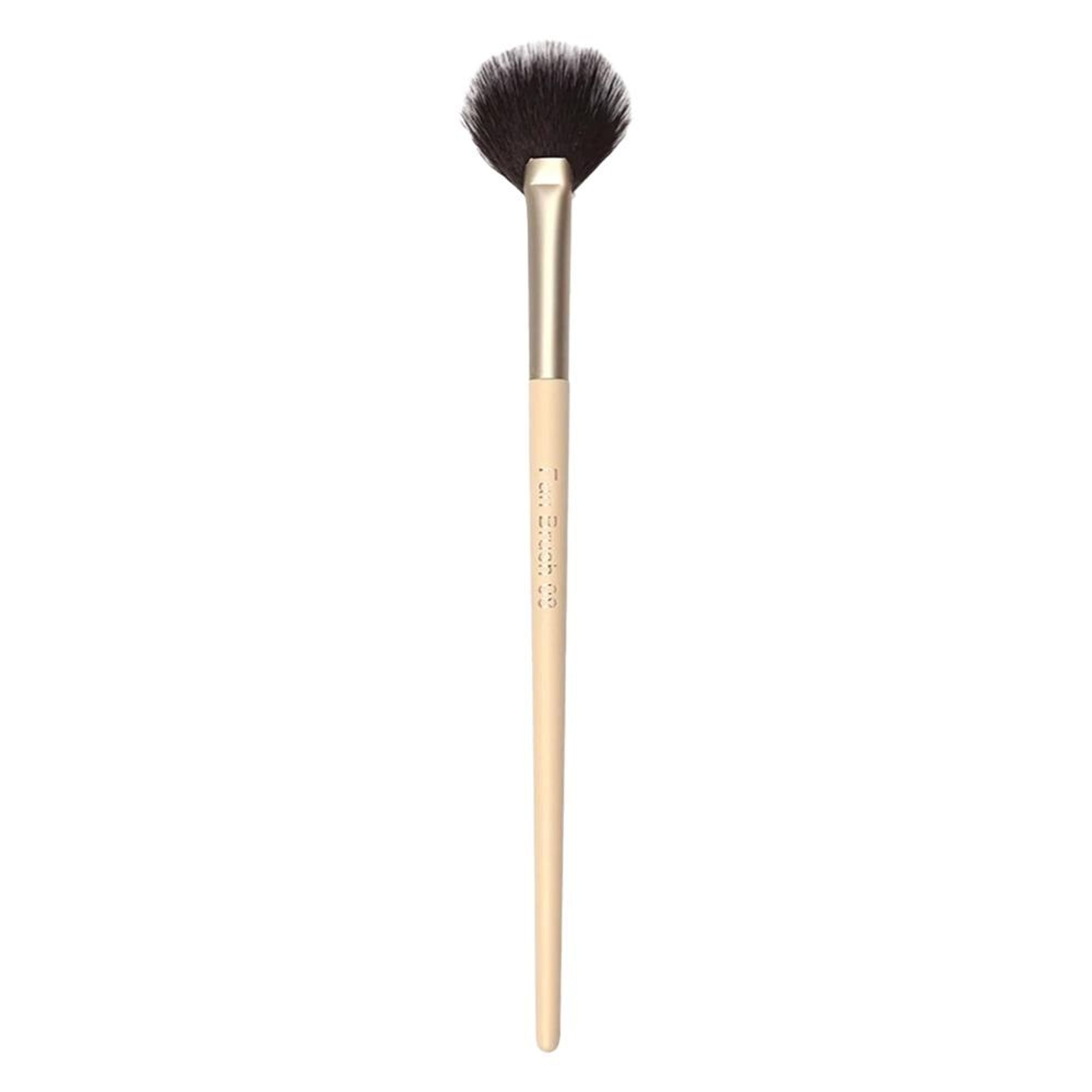 Milagro Beauty Fan Brush 08 | Grocsy