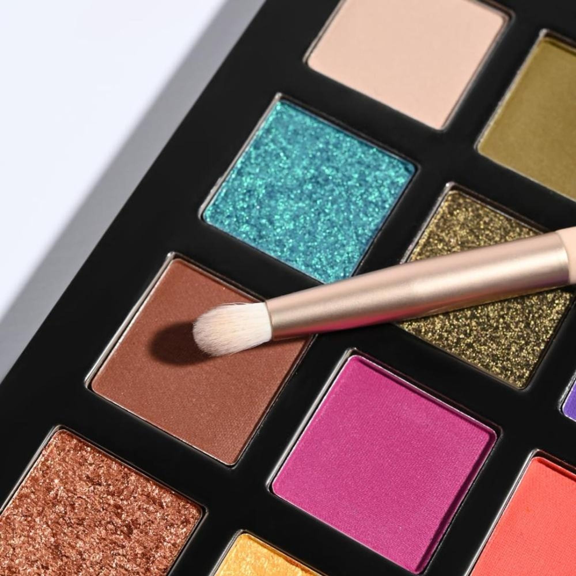 Milagro Beauty Target Blending Brush 54 | Grocsy
