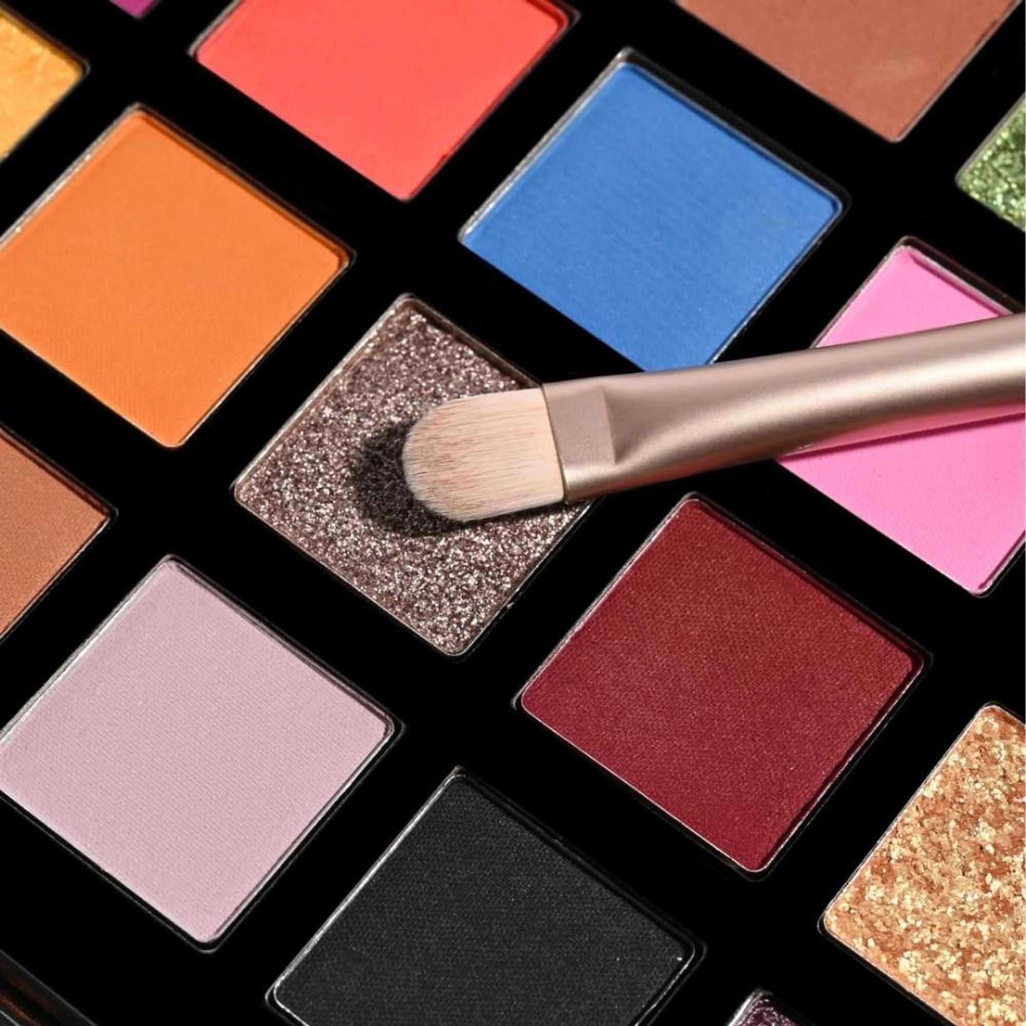 Milagro Beauty Cut Crease Brush 68 | Grocsy