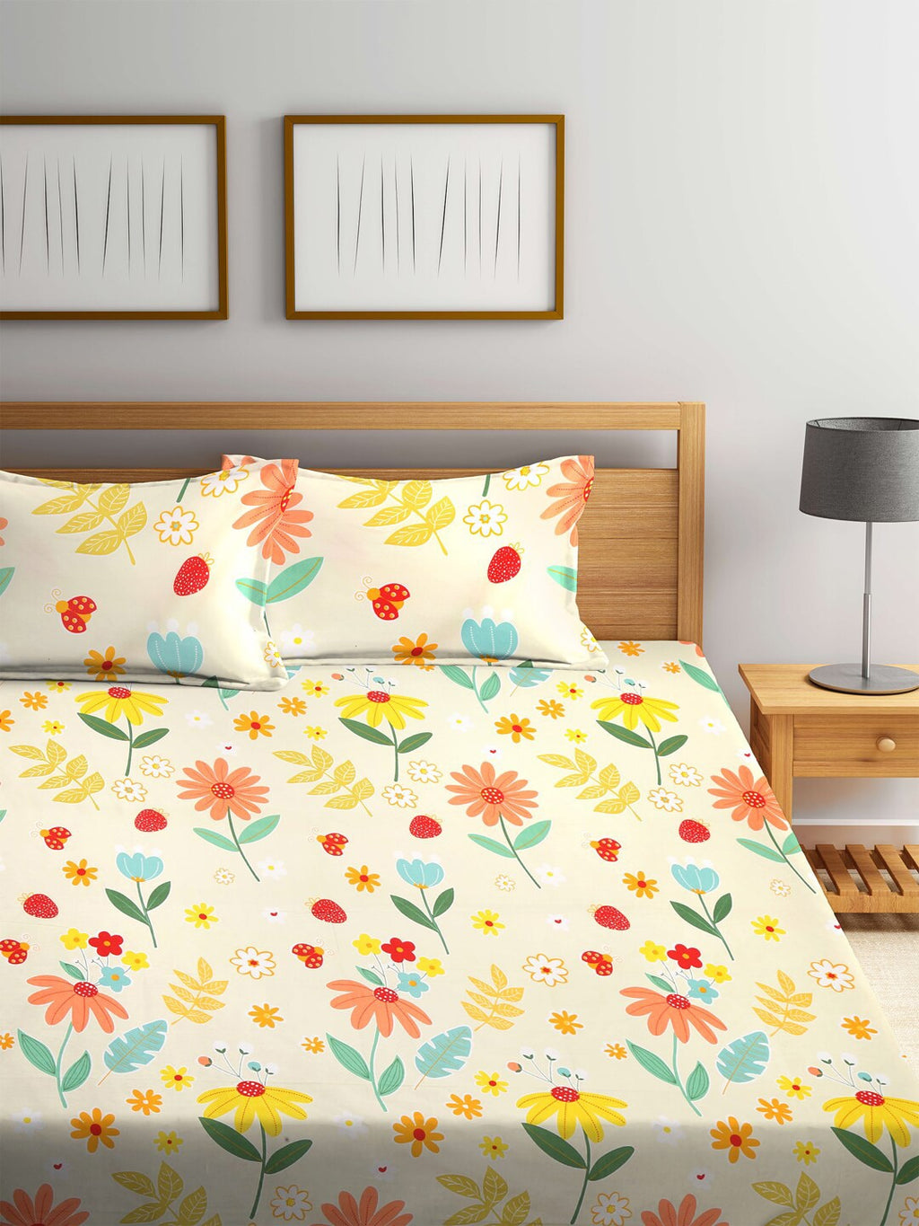 KLOTTHE White & Yellow Printed 300 TC Double King Fitted Bedsheet With 2 Pillow Covers | Grocsy