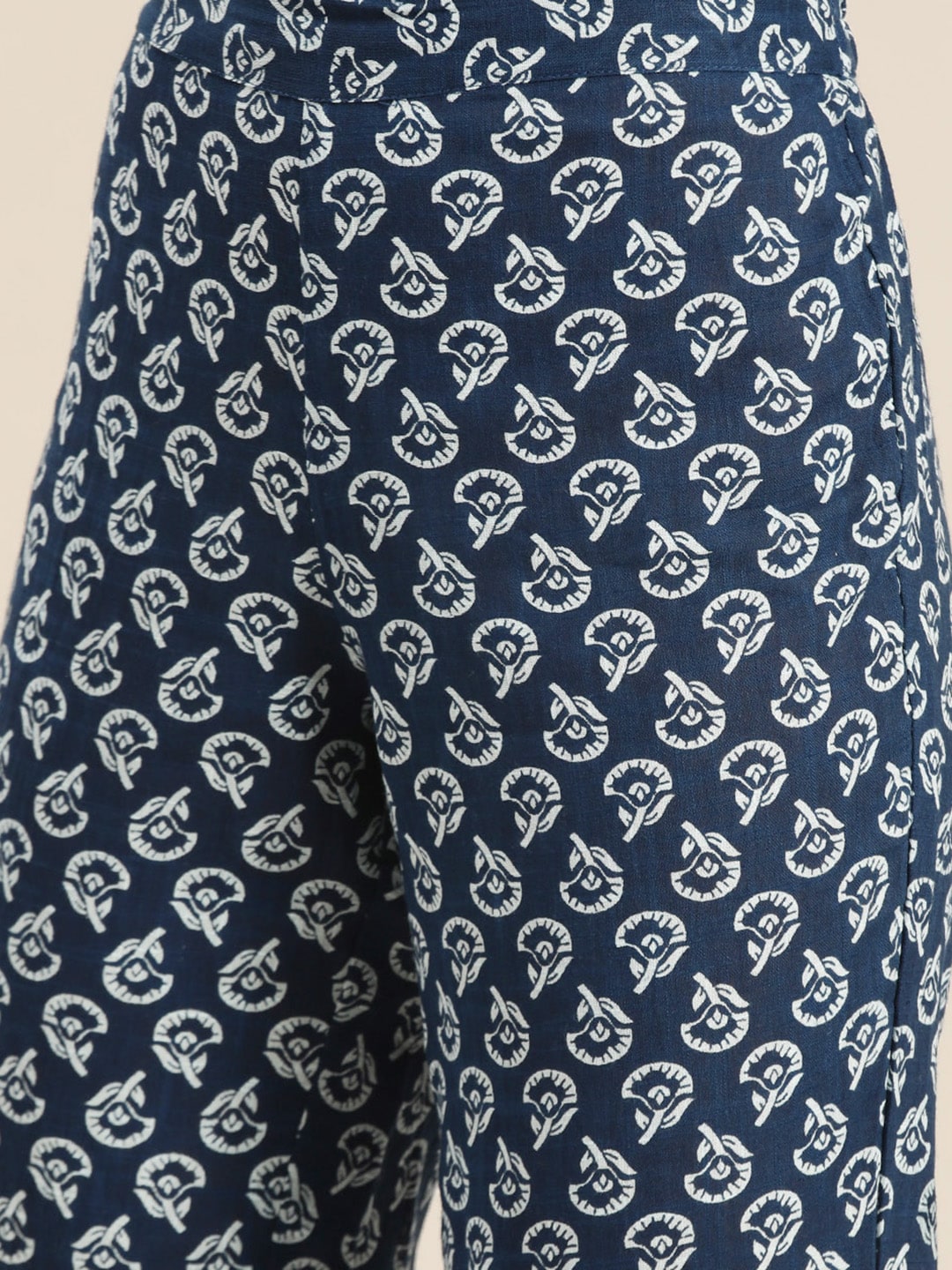 Sangria Women White & Navy Blue Printed Kurta with Trousers | Grocsy