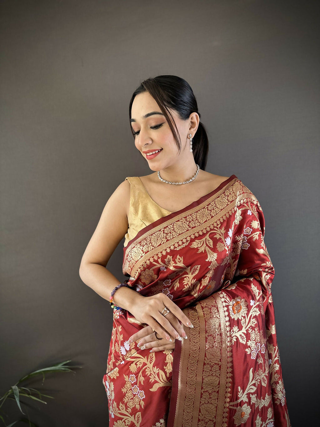 Joban Fashion Maroon Floral & Ethnic Motifs Design Soft Silk Meenakari Banarasi Saree | Grocsy