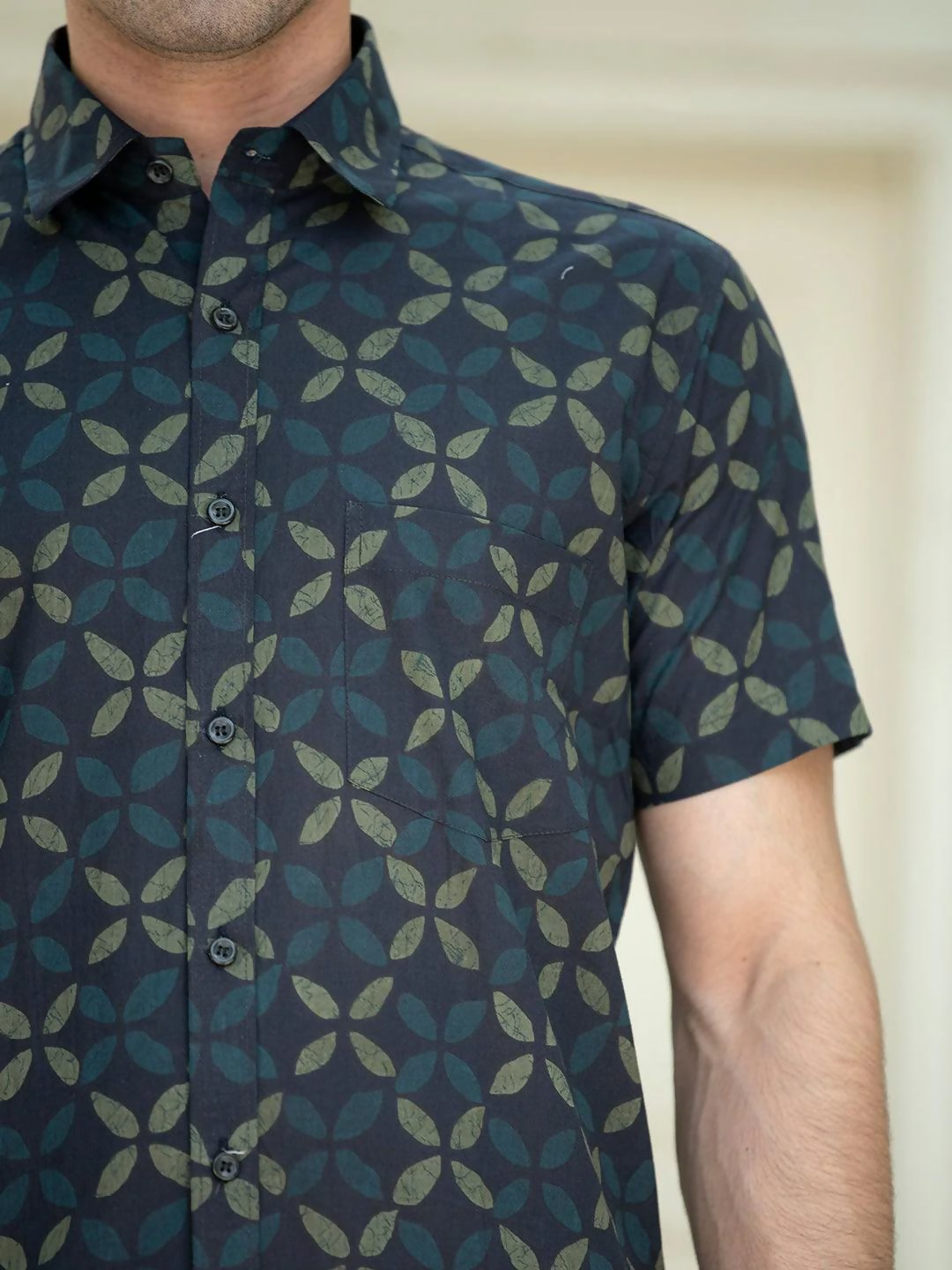 Miravan Men's Pure Cotton Blue Abstract Printed Half Sleeve Slim Fit Shirt | Grocsy
