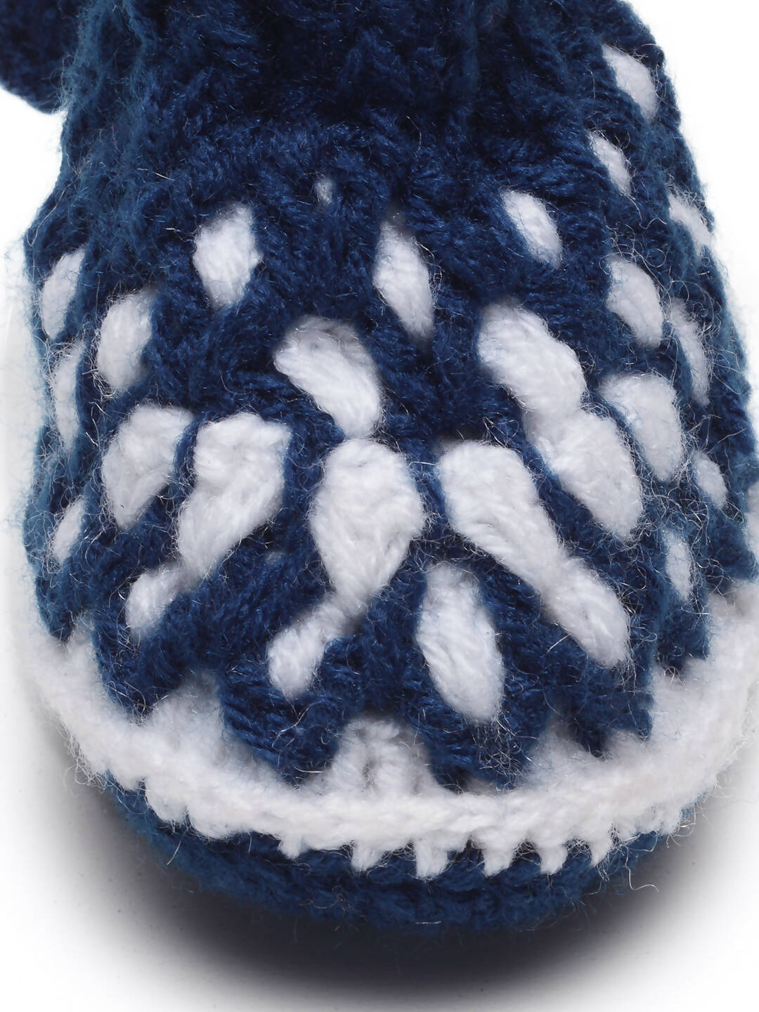 Chutput Kids Woollen Hand Knitted Self Desgin Booties - Blue | Grocsy