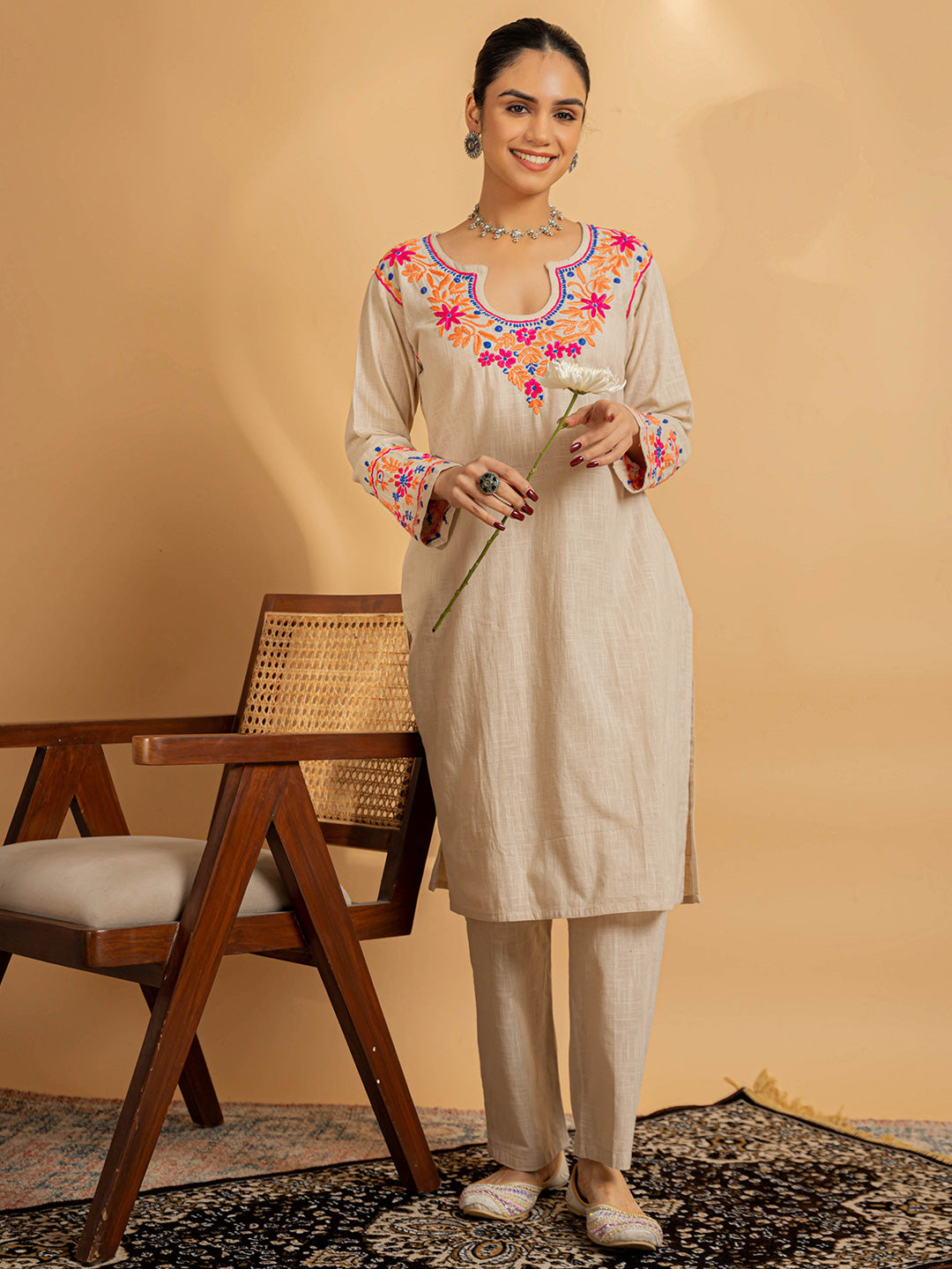 HOUSE OF KARI Floral Embroidered Chikankari Kurta With Palazzo | Grocsy