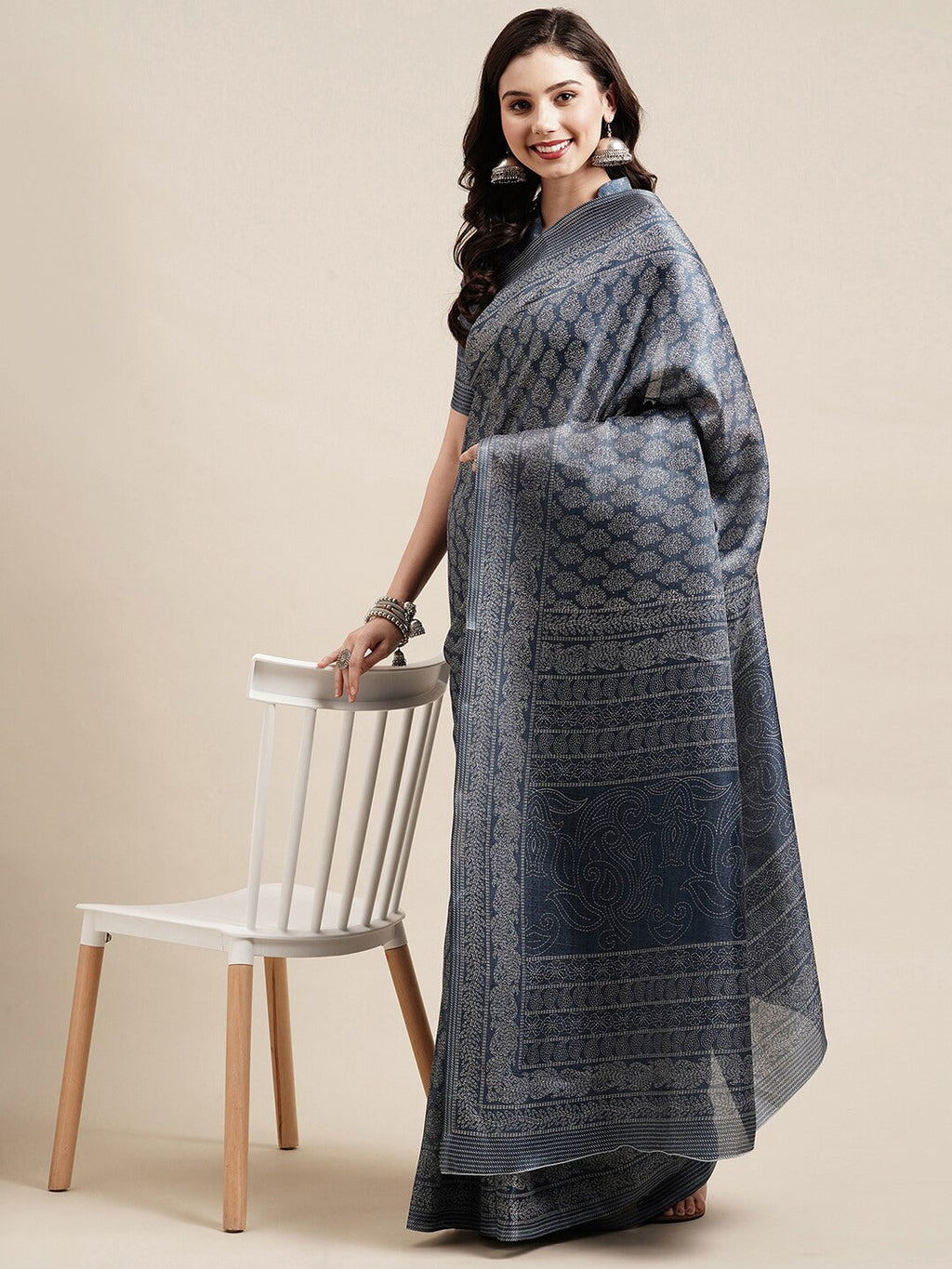 Saree Mall Grey & White Floral Art Silk Sarees | Grocsy
