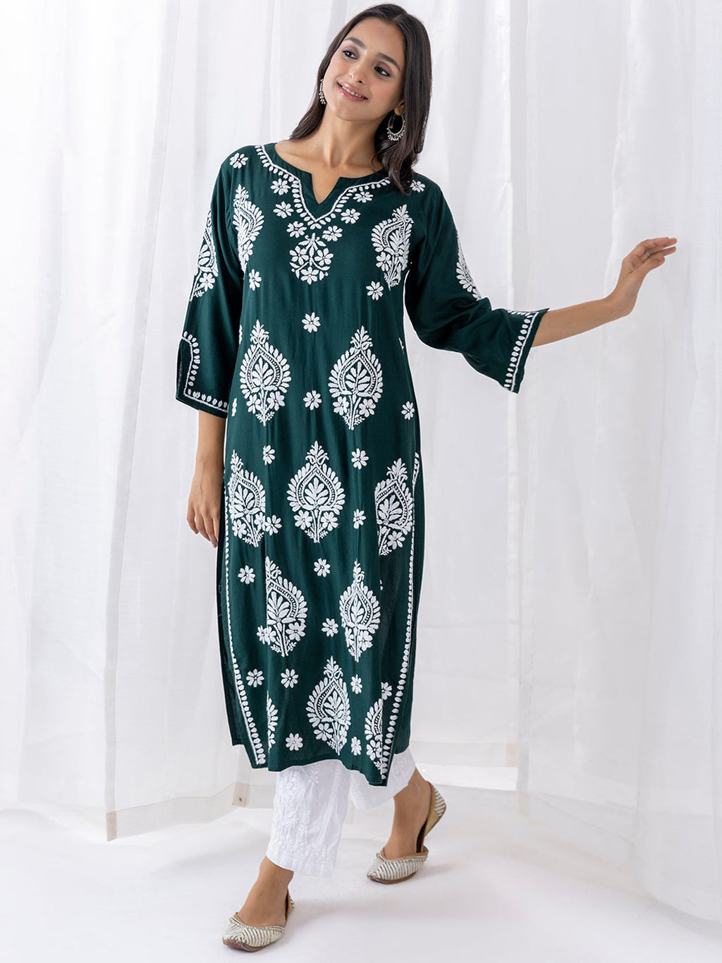 HOUSE OF KARI Chikankari Embroidered Straight Kurta | Grocsy