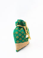 NR By Nidhi Rathi Green & Gold-Toned Banarasi Printed Potli Clutch