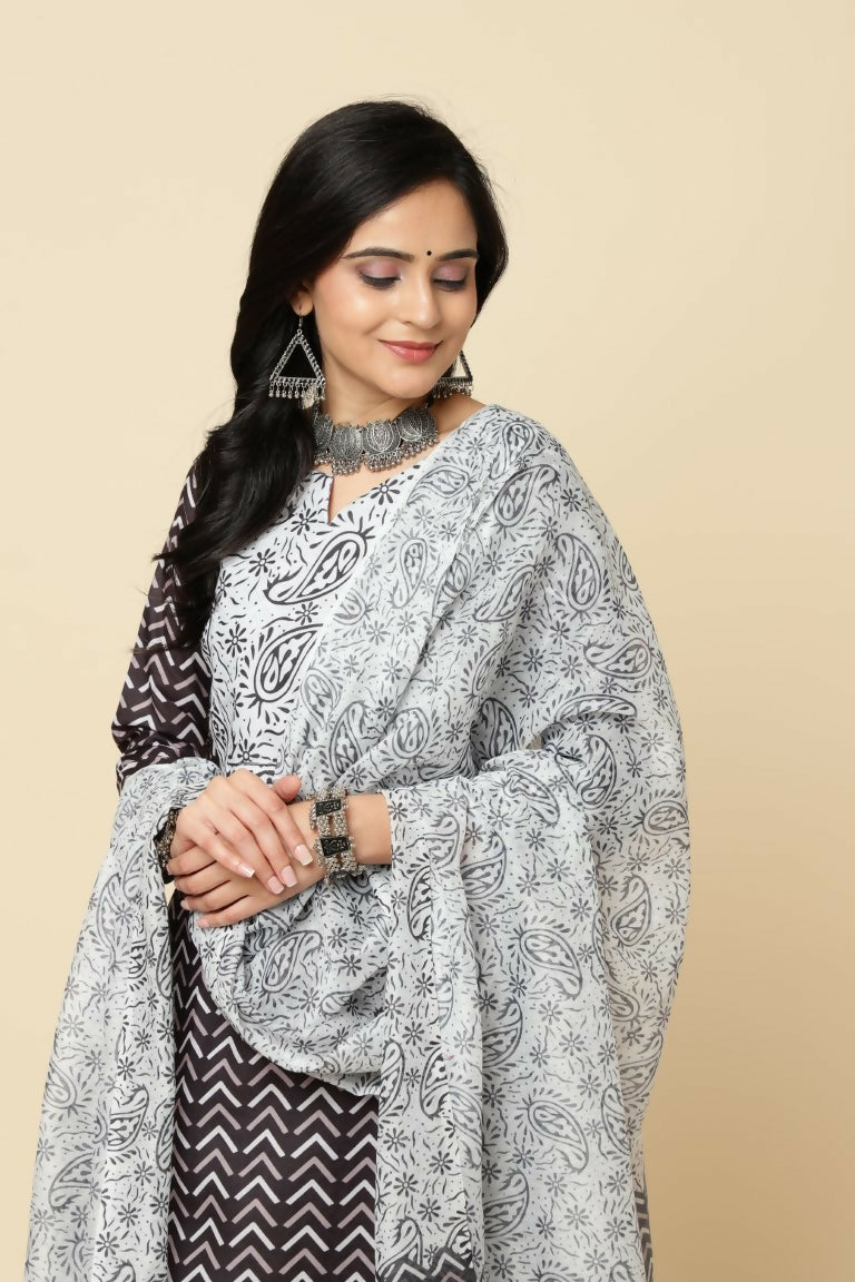 Designer Stylish Pink Cotton Blend Stitched Suit With Dupatta - Tanisha | Grocsy