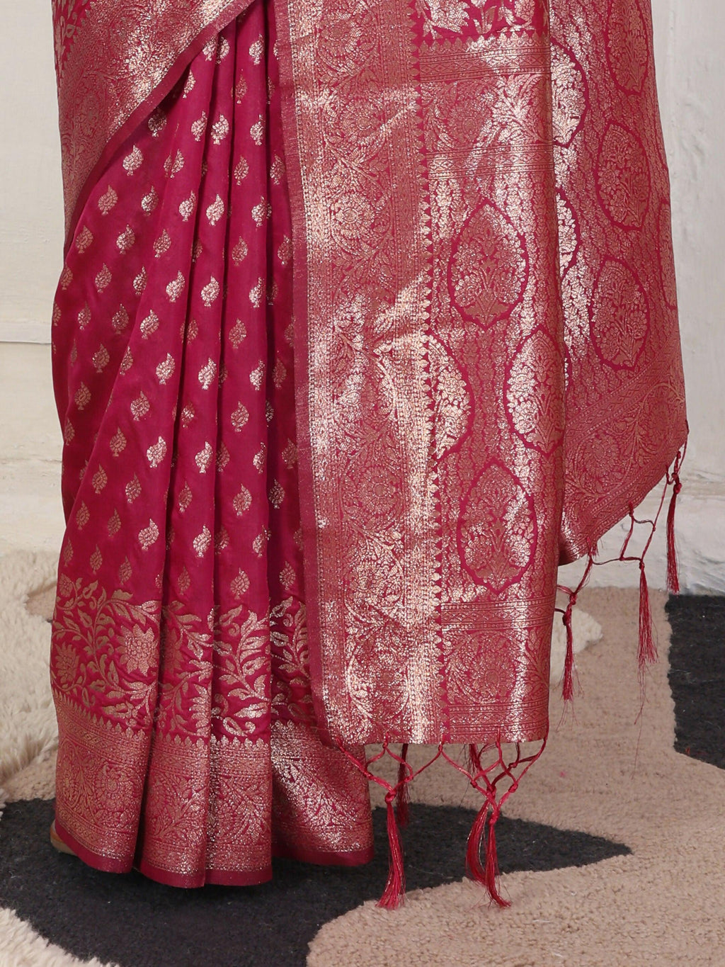 Shree Shyam Fashion Lichi Silk Wine Saree | Grocsy