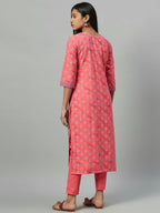 Sangria Women Pink & Grey Screen Print Kurta with Trousers | Grocsy