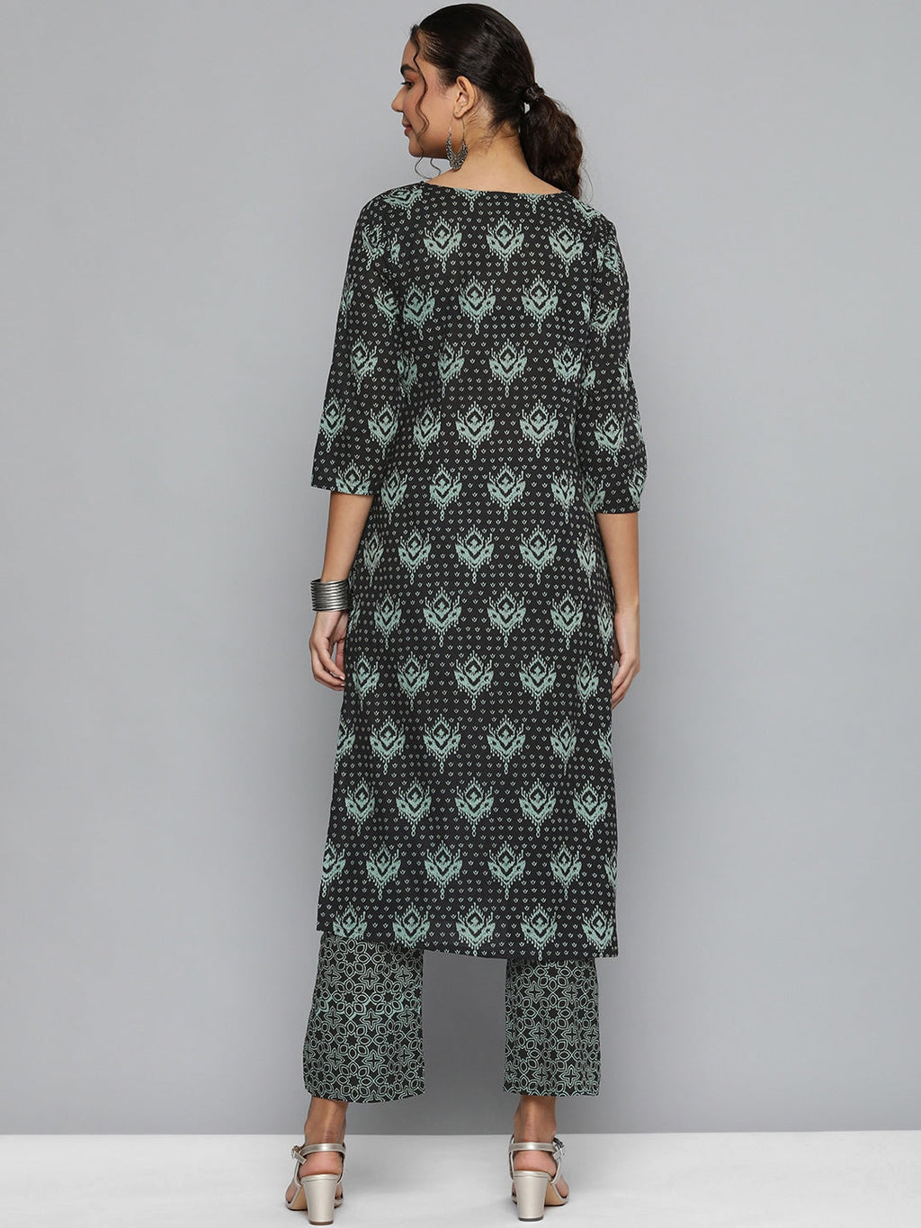 HERE&NOW Women Black & Green Printed Pure Cotton Kurta with Trousers | Grocsy