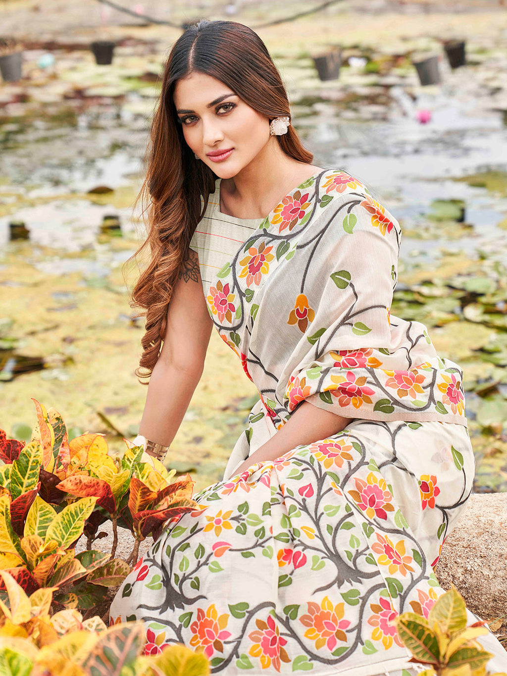 Tikhi Imli White Floral Woven Design Saree | Grocsy