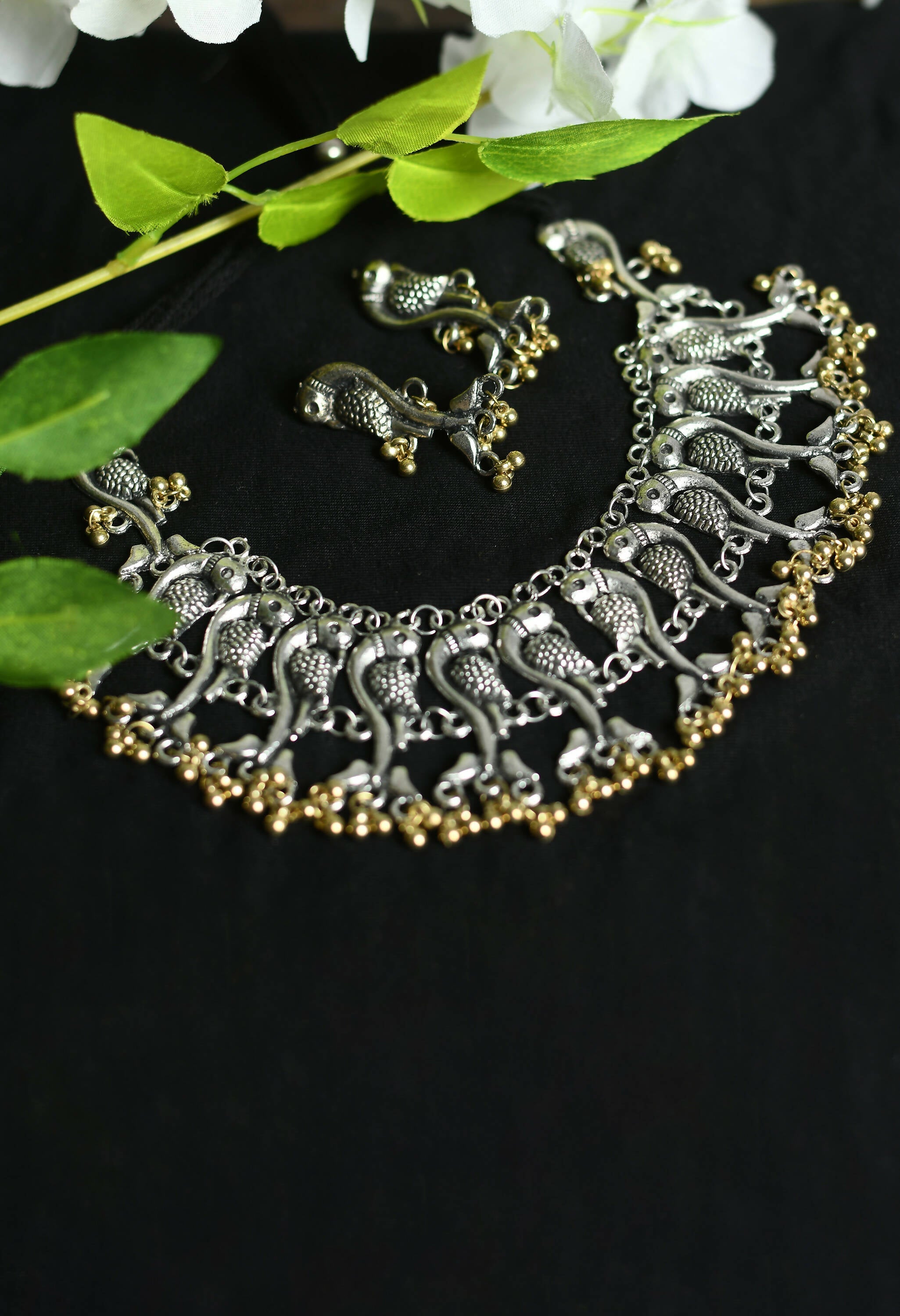 Mominos Fashion Johar Kamal Oxidised Silver-Plated Brass Finish Peacock Choker For Women (Silver/Golden) | Grocsy