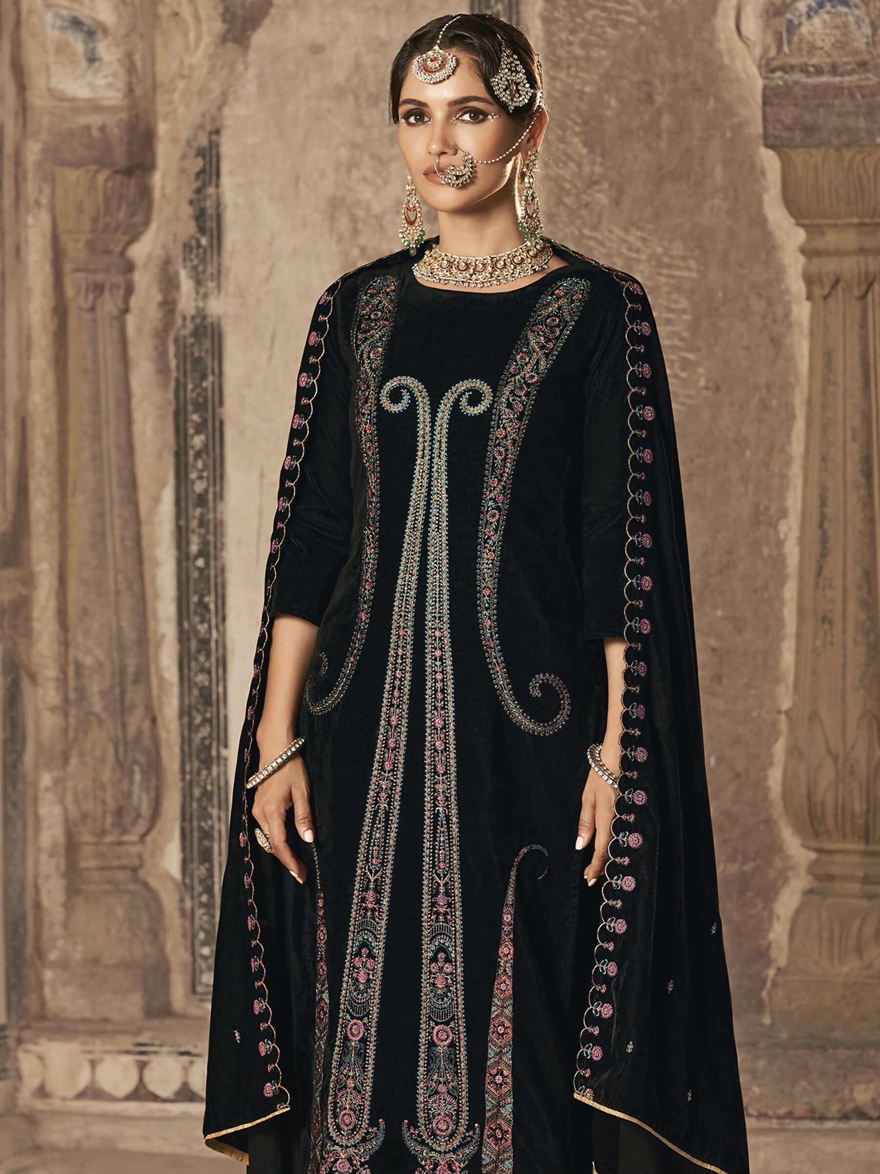 Jyoti Fashion Women's Black Velvet Floral Resham Thread with Jari work Kurta with Trouser & Dupatta | Grocsy