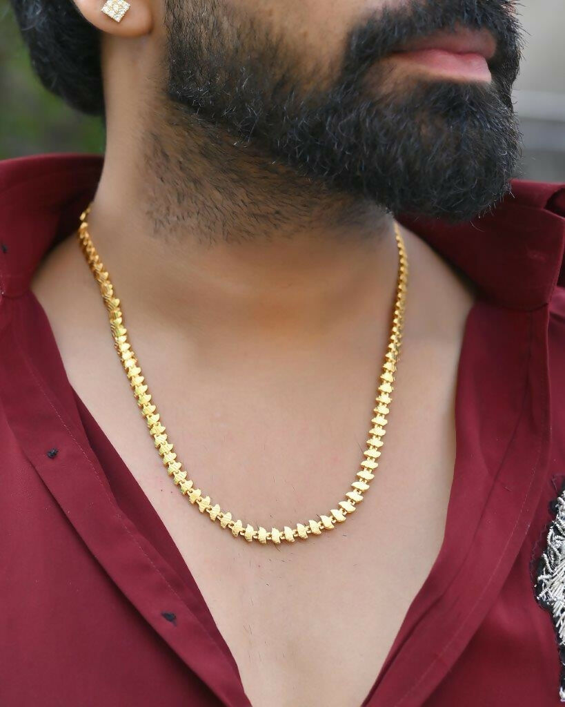 VOJ Gold-Polished Designer Leaf Shaped Chain For Men | Grocsy