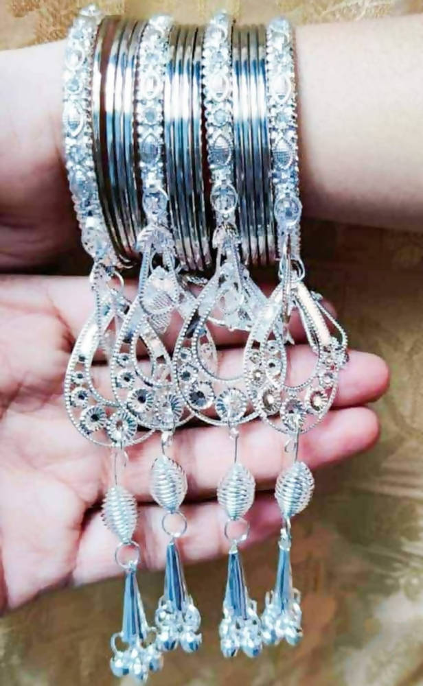 Mominos Fashion Trendy Silver Plated Designer Bangles | Grocsy