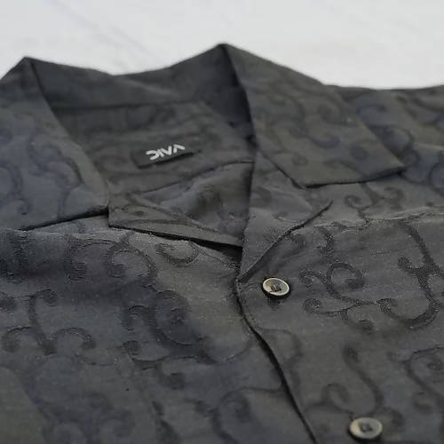Diva Globe Black Lapel Collar Shirt | Grocsy