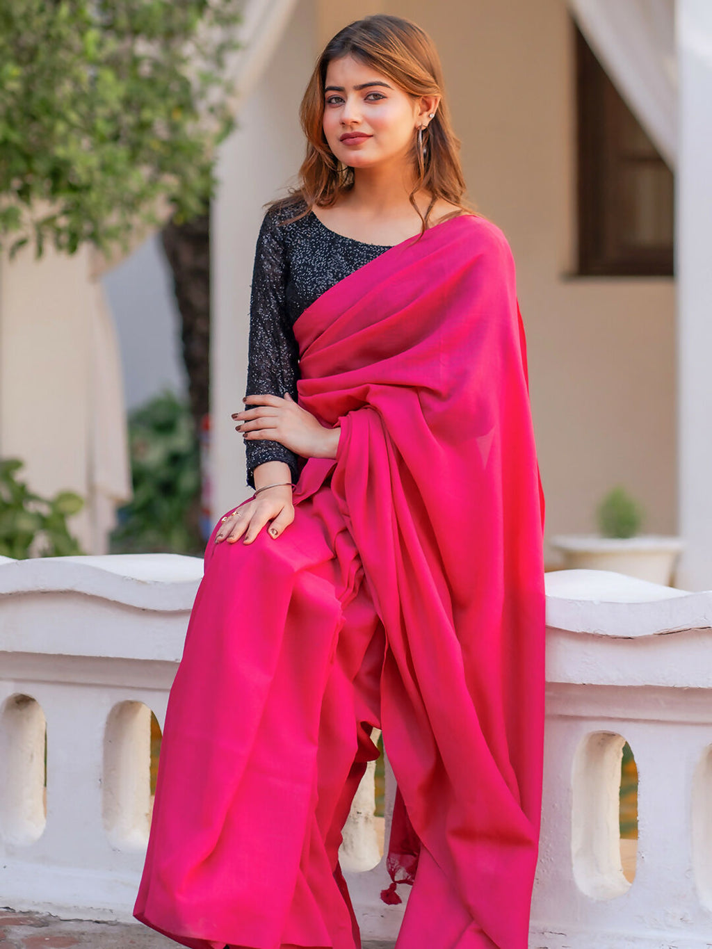 Zibaa Hand-Dyed Mul Cotton Pink Saree with Tassels | Grocsy