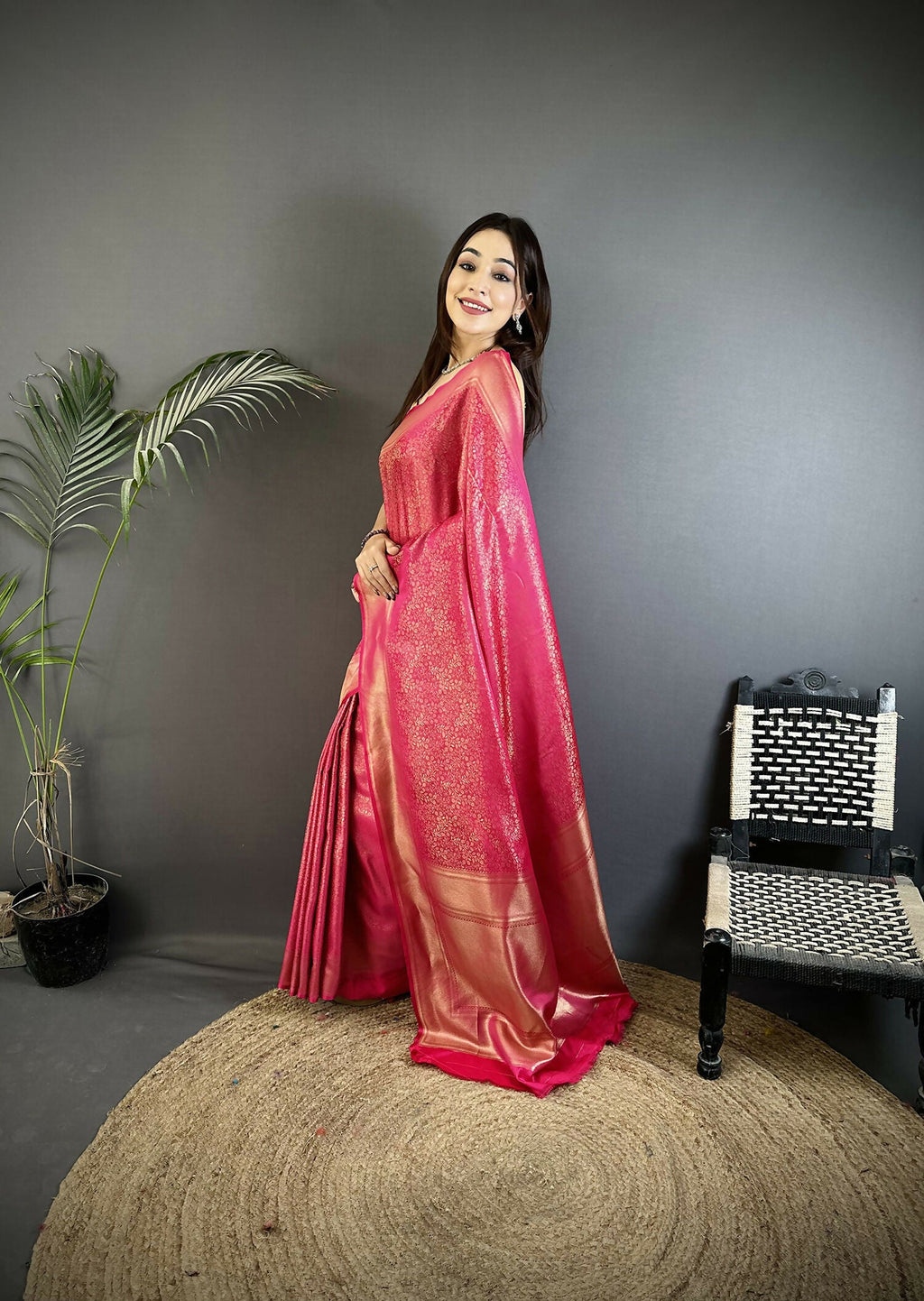 Joban Fashion Pink Floral Motifs & Ethnic Design Soft Satin Silk Kanchipuram Saree | Grocsy