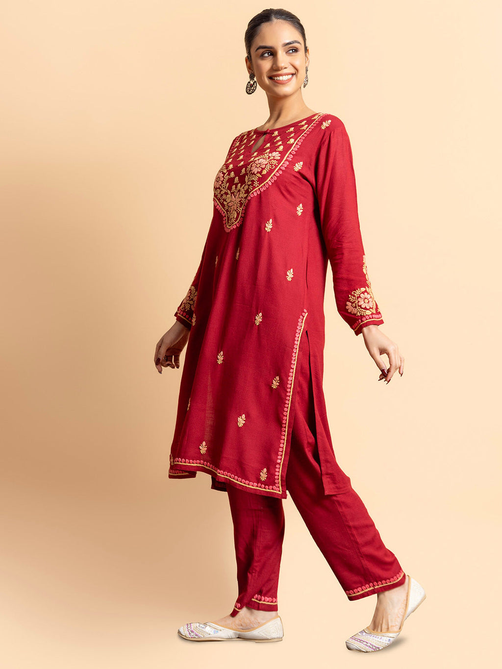 HOUSE OF KARI Floral Embroidered Chikankari Kurta With Palazzos | Grocsy