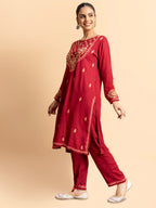 HOUSE OF KARI Floral Embroidered Chikankari Kurta With Palazzos | Grocsy