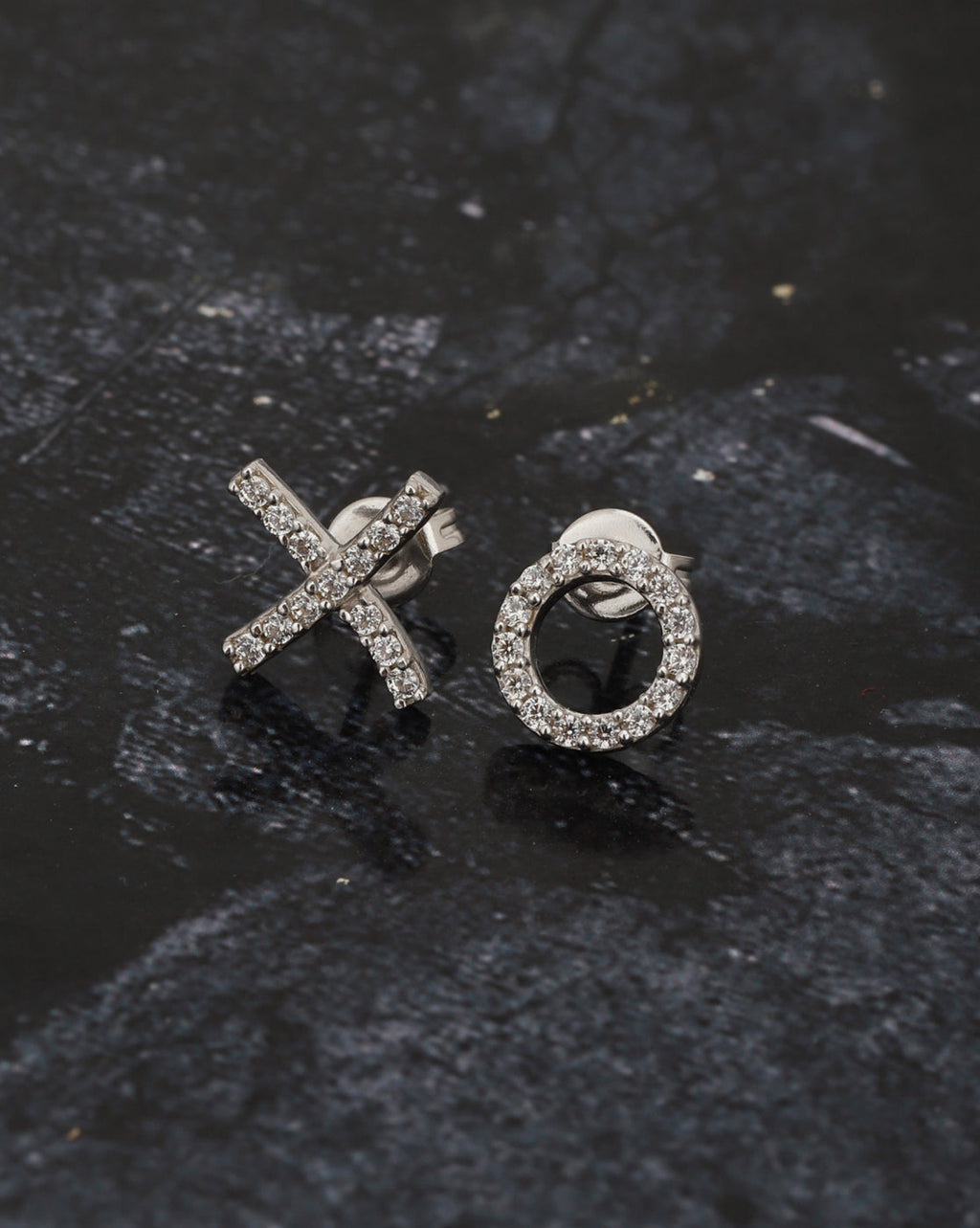 Rhodium Plated Cz Circular Stud Earring For Women - Wahe Jewels - Swadesiicart