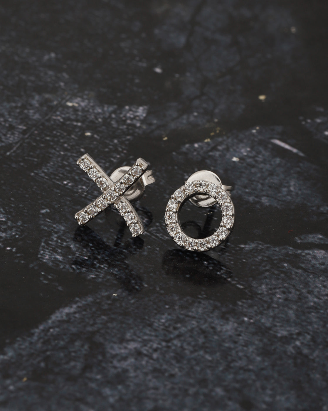 Rhodium Plated Cz Circular Stud Earring For Women - Wahe Jewels - Swadesiicart