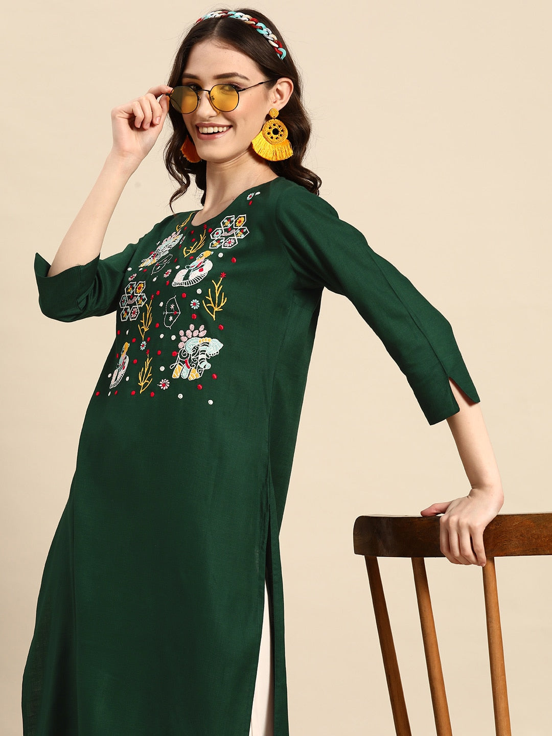 Sangria Ethnic Motif Embroidered Thread Work Thread Work Kurta | Grocsy