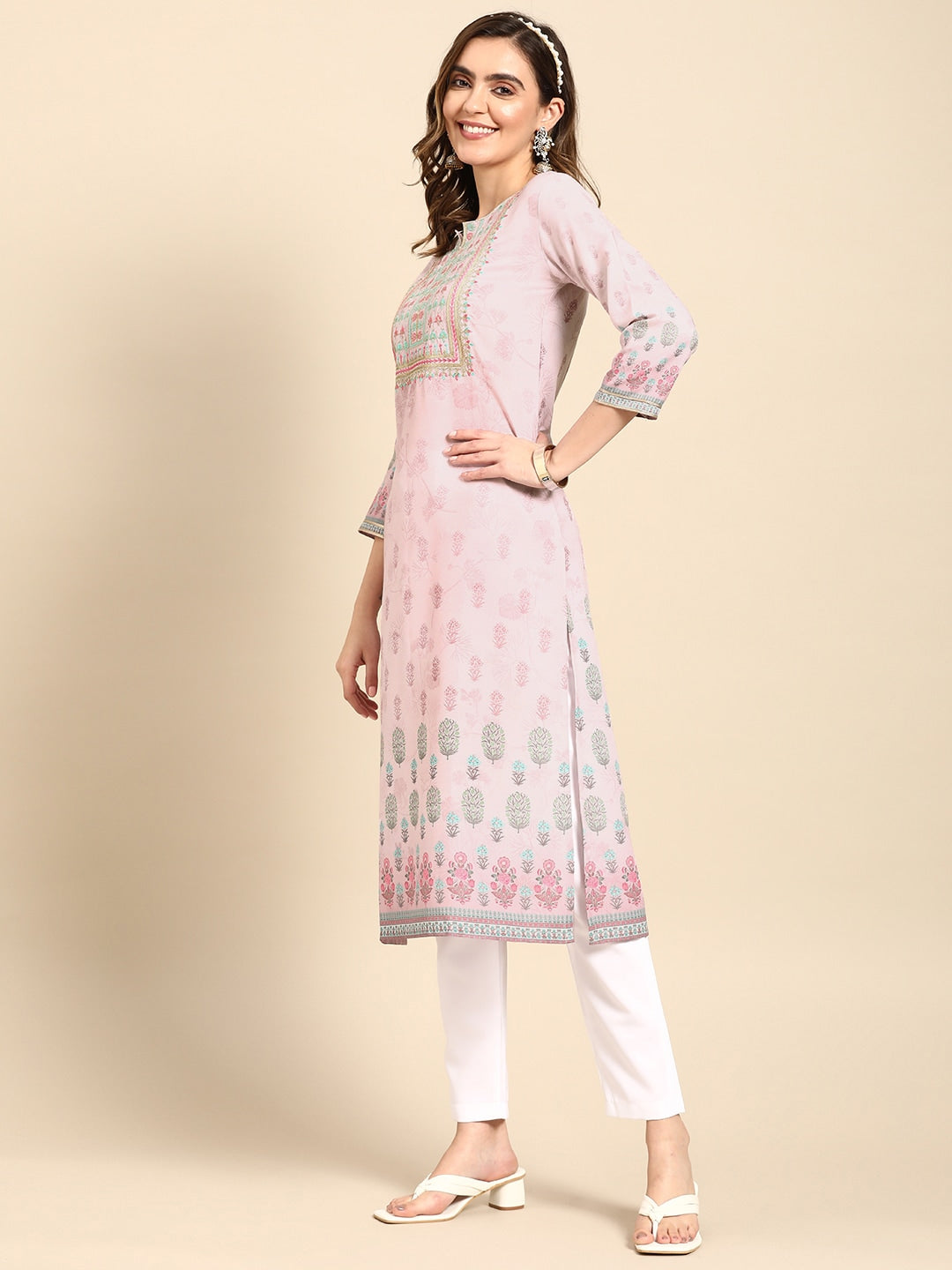 Sangria Women Pink Floral Embroidered Kurta | Grocsy
