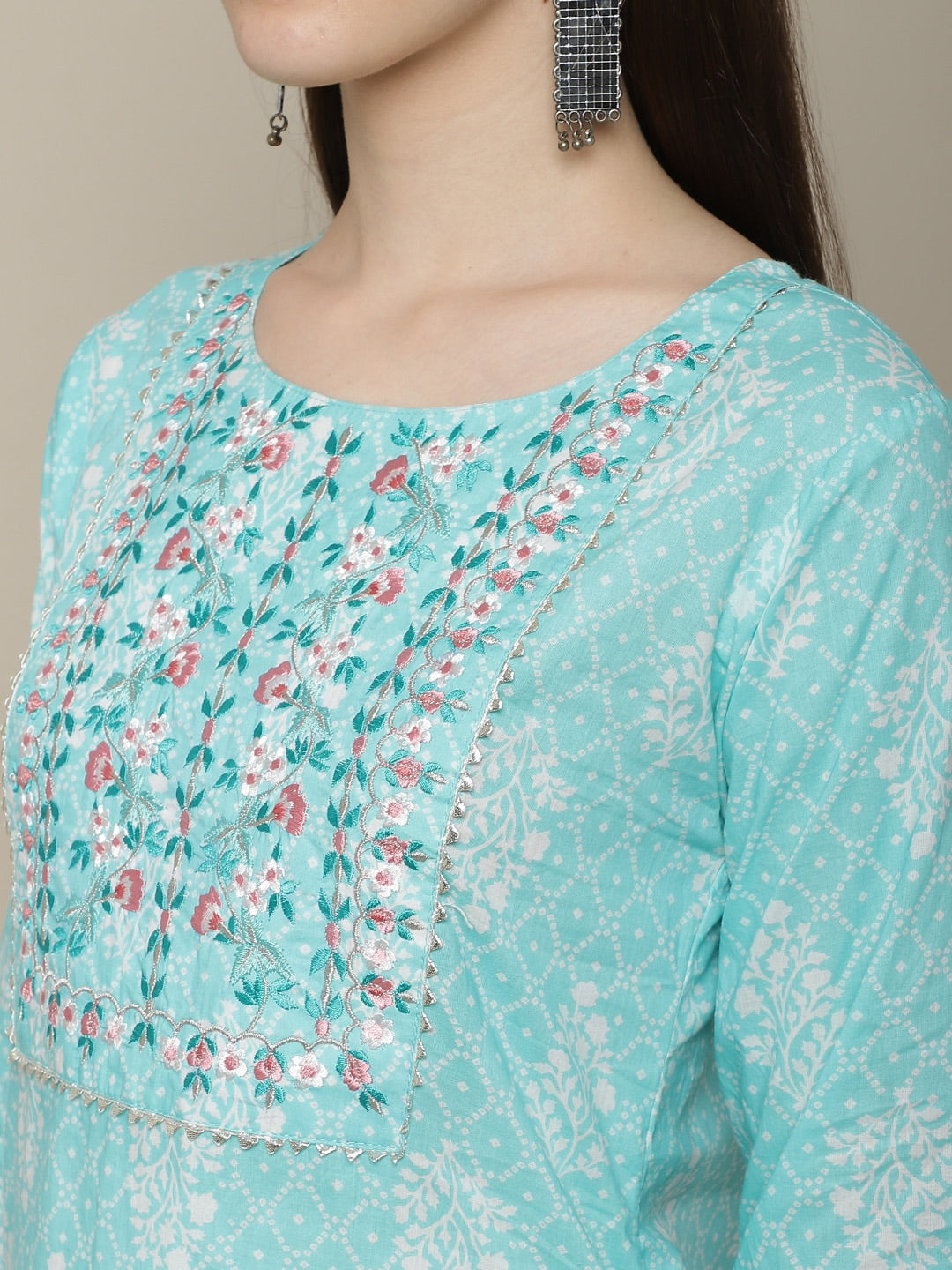 Sangria Women Blue & White Embroidery Printed Kurta Set | Grocsy