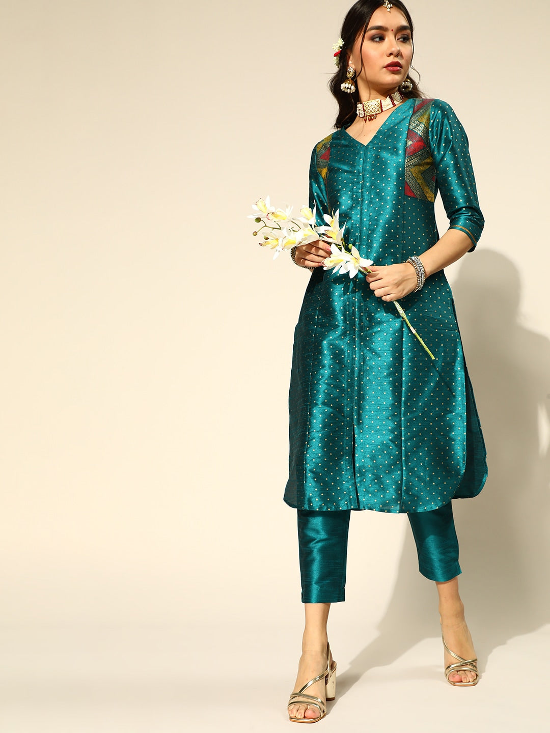 Sangria Geometric Polyester Kurta Set | Grocsy