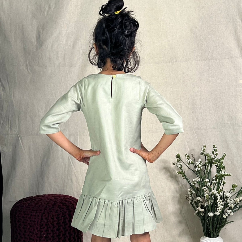ArthLife Green & Yellow Pepa Collared Dress | Grocsy