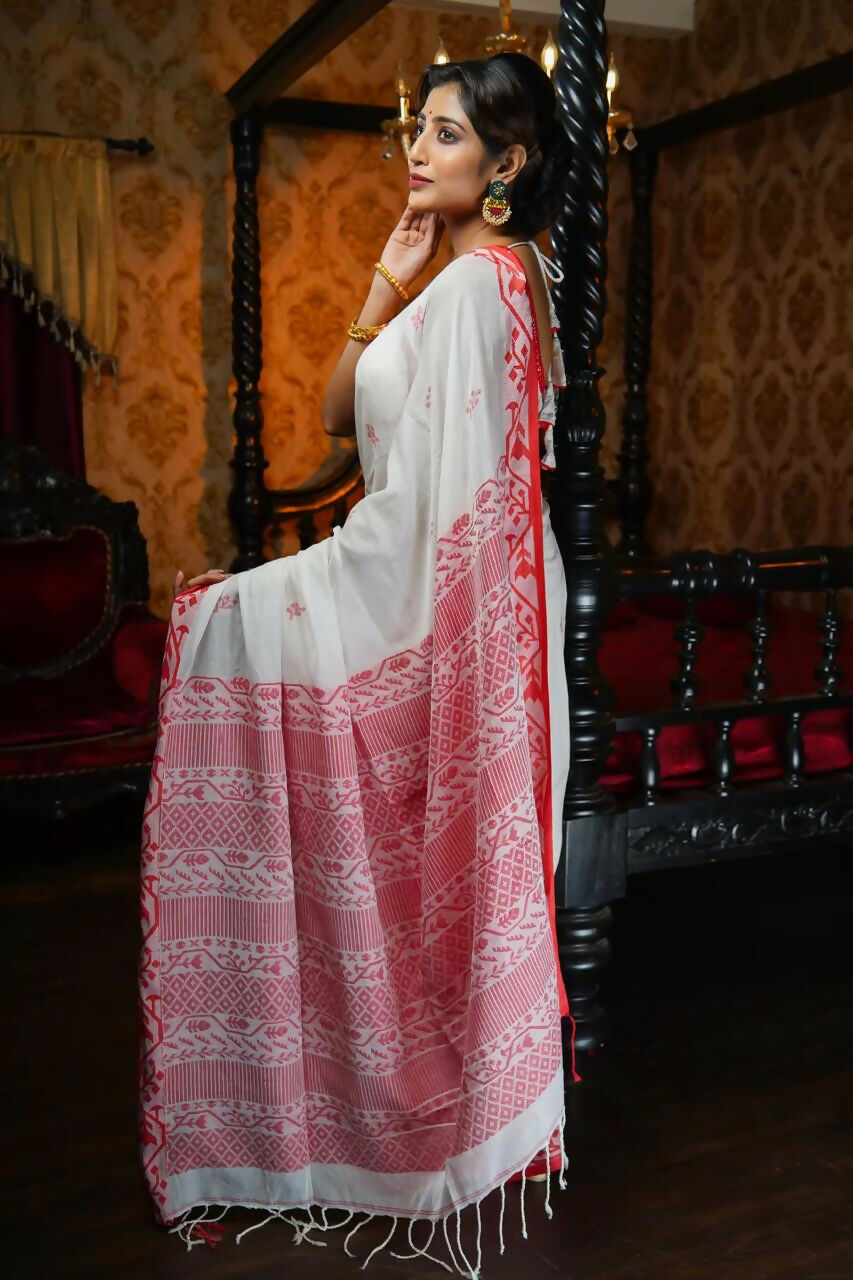 Exclusive Collection Beautiful Musrise White Pure Cotton Hand Weaving Handloom Saree With Running Blouse Piece | Grocsy