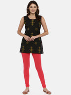 Souchii Red Solid Slim-Fit Churidar-Length Leggings | Grocsy