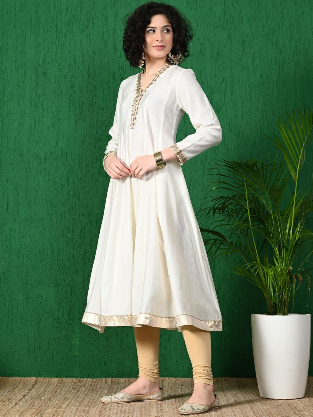 Sangria Sequinned V-Neck Anarkali Kurta | Grocsy