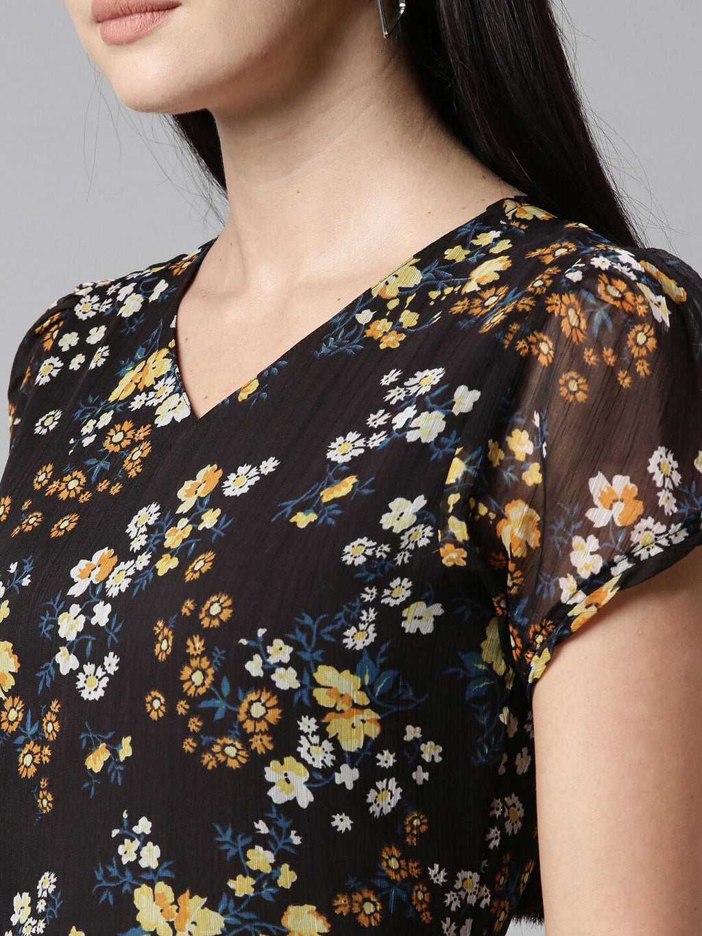 Souchii Women Black Floral Chiffon Maxi Dress | Grocsy