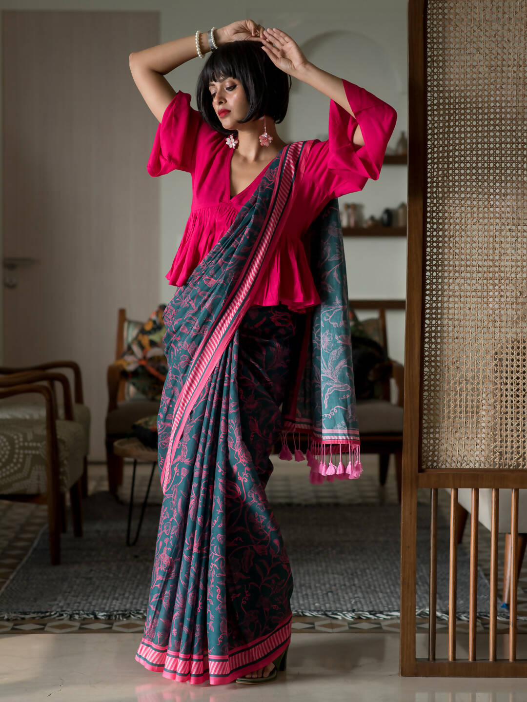Suta Navy Blue Floral Pure Cotton Saree | Grocsy