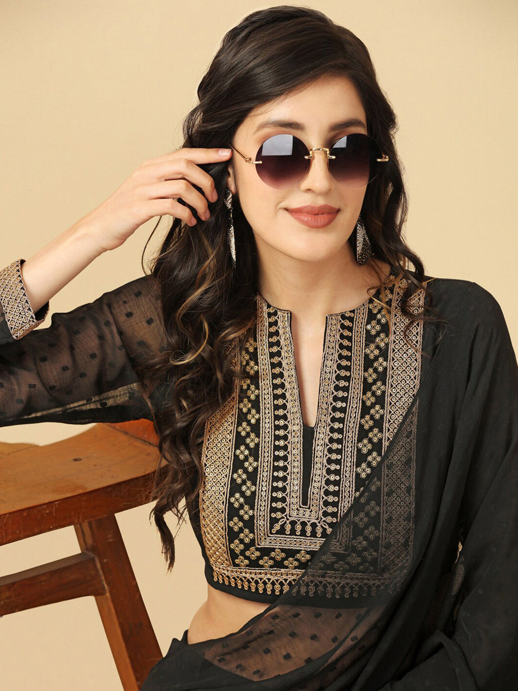 Sangria Black Geometric Woven Design Saree | Grocsy